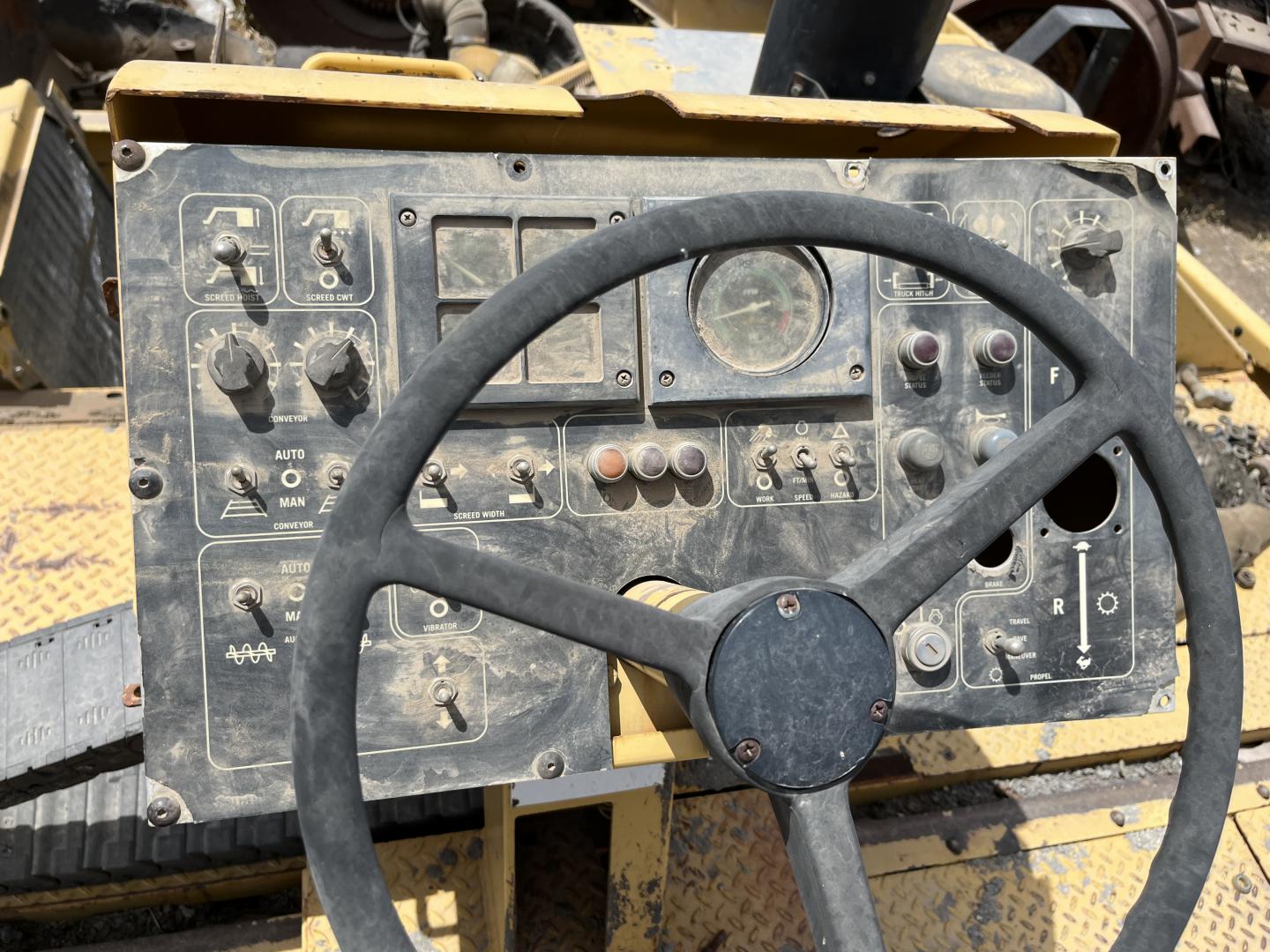 ./imagenes/INVOICE/2019/16430/PAVIMENTADORA CATERPILLAR AP-1055B PARA REFACCIONES (29).JPG